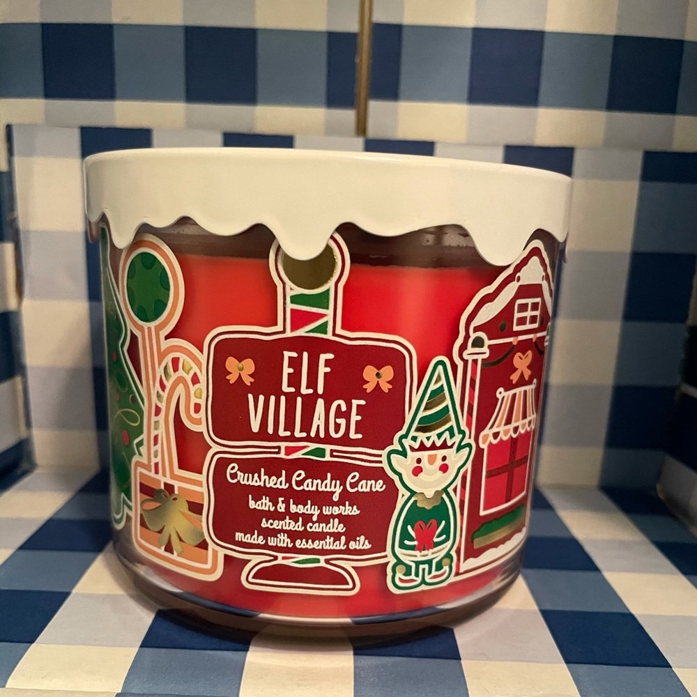 Crushed Candy Cane Candle Bath and Body Works